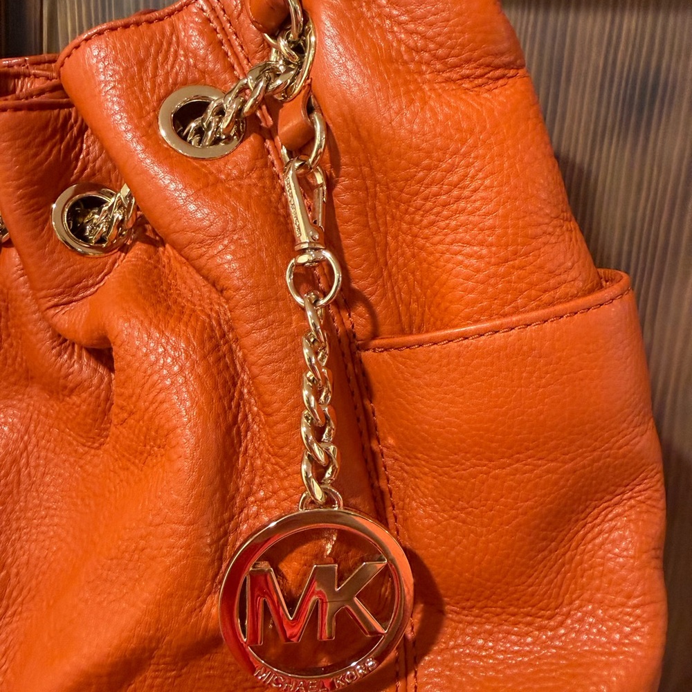 Michael Kors Orange Leather Tote Bag - Picture 4 of 13